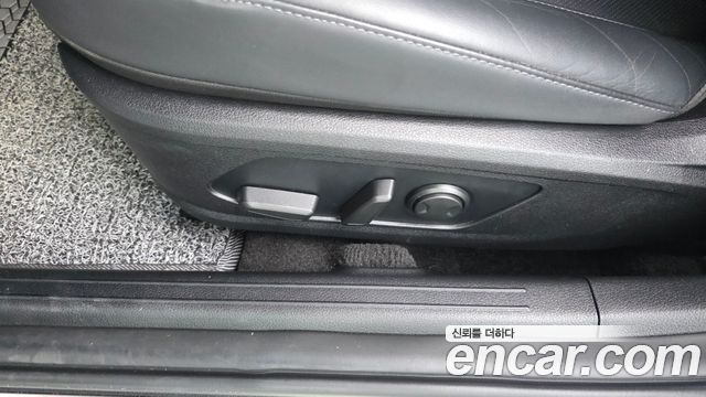 Hyundai Sonata (DN8) 2.0 Premium Family 2020 — фото 36