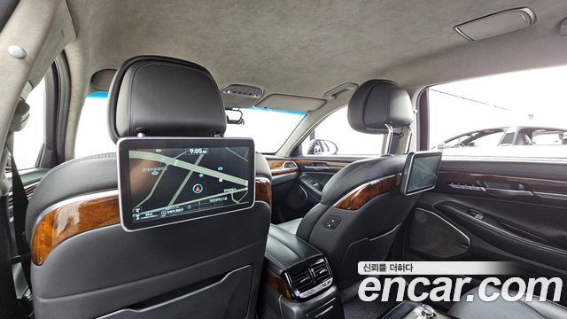 Genesis EQ900 5.0 GDI AWD Prestige 2016 — фото 18