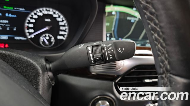Genesis EQ900 5.0 GDI AWD Prestige 2016 — фото 30