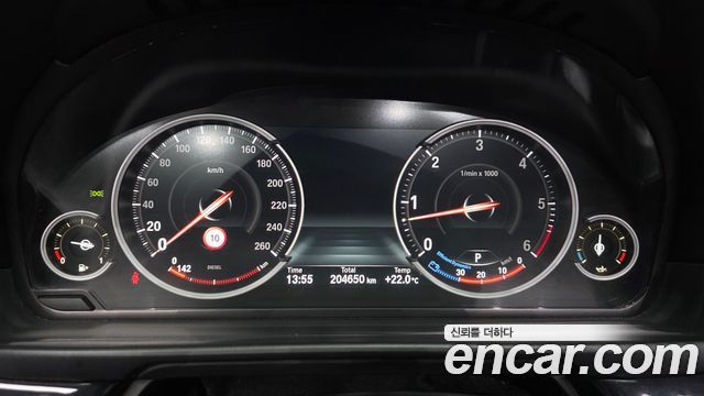 BMW 5 Series (F10) 530d xDrive M Aero Dynamic 2016 — фото 8