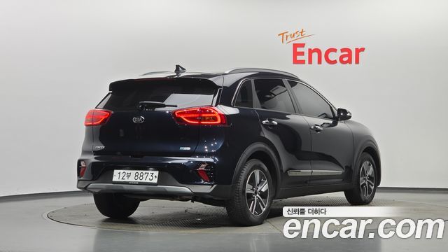 Kia Niro 1.6 HEV Noblesse Special 2020 — фото 2