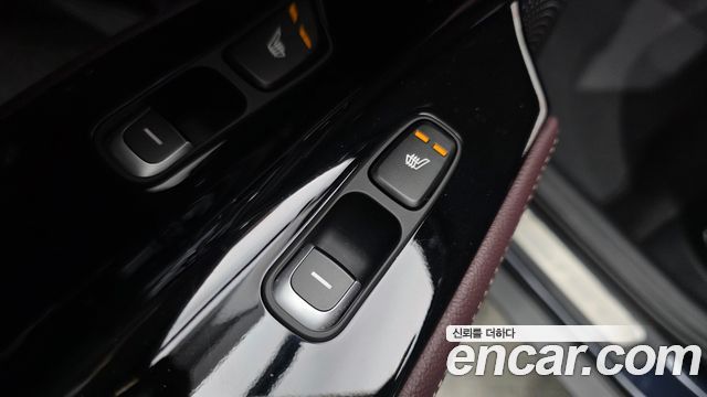 Kia Niro 1.6 HEV Noblesse Special 2020 — фото 19