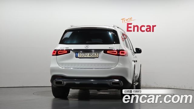 Mercedes-Benz GLS-Class (X167) GLS580 4MATIC 2021 — фото 4