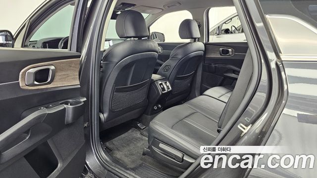 Kia Sorento (IV) Diesel 2.2 4WD Prestige 2023 — фото 11