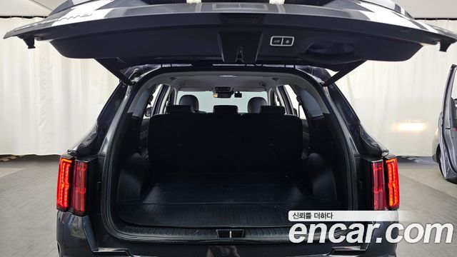 Kia Sorento (IV) Diesel 2.2 4WD Prestige 2023 — фото 17
