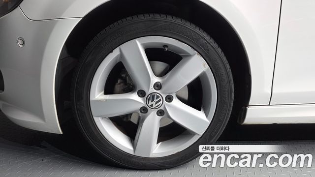 Volkswagen Golf (VI) 2.0 TDI StyleEdition 2013 — фото 5
