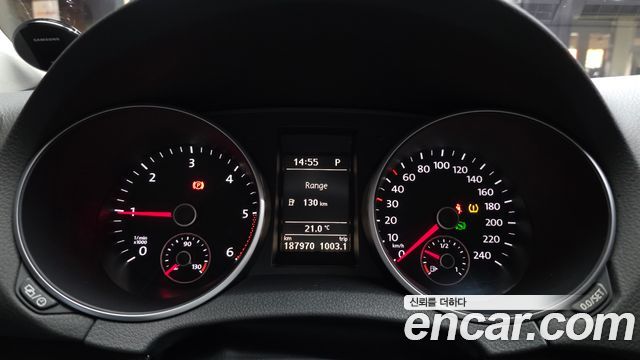 Volkswagen Golf (VI) 2.0 TDI StyleEdition 2013 — фото 8