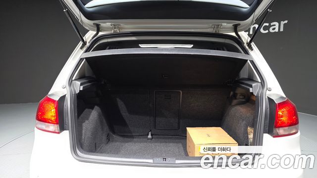 Volkswagen Golf (VI) 2.0 TDI StyleEdition 2013 — фото 20