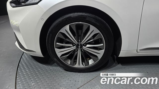 Kia K8 Hybrid Noblesse 2023 — фото 5