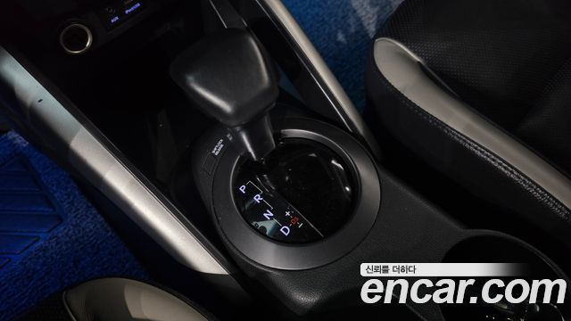 Hyundai Veloster Turbo D Spec 2015 — фото 9