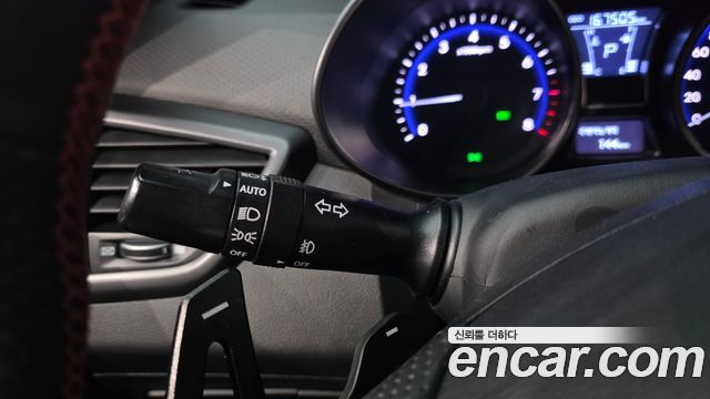 Hyundai Veloster Turbo D Spec 2015 — фото 14