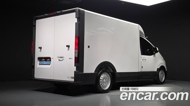 Hyundai ST1 Cargo Premium 2025 — фото 2