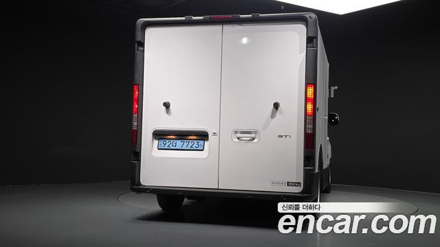 Hyundai ST1 Cargo Premium 2025 — фото 4