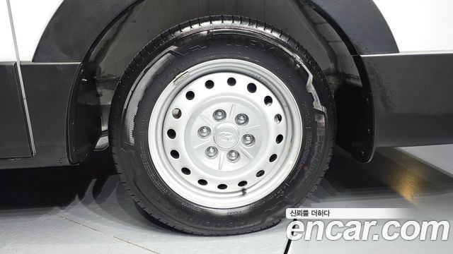 Hyundai ST1 Cargo Premium 2025 — фото 21