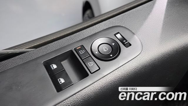 Hyundai ST1 Cargo Premium 2025 — фото 30