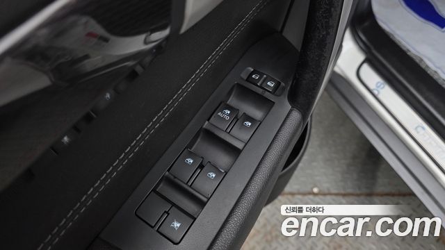 Chevrolet Captiva 2WD LT Premium 2015 — фото 12