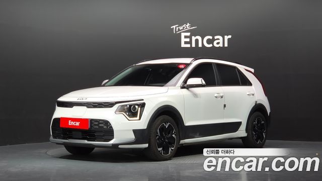 Kia Niro EV Air 2023 — фото 1