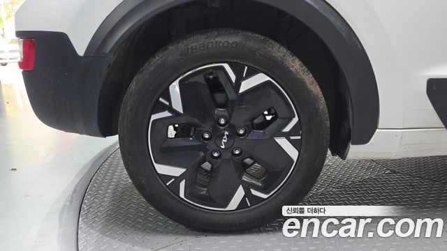 Kia Niro EV Air 2023 — фото 5
