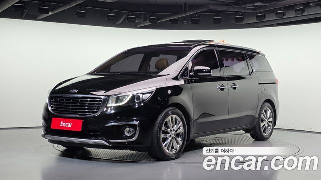 Kia Carnival 9-seater Prestige