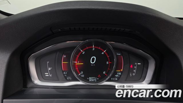 Volvo V60 D2 1st 2015 — фото 8