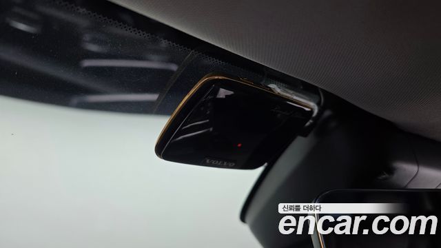 Volvo V60 D2 1st 2015 — фото 30