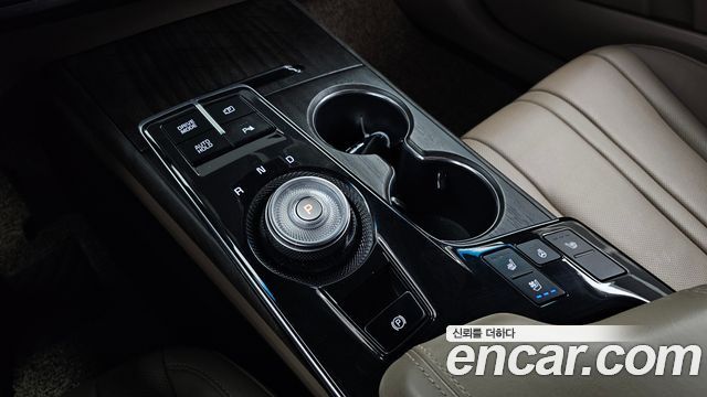 Kia K8 Hybrid Noblesse Lite 2022 — фото 9
