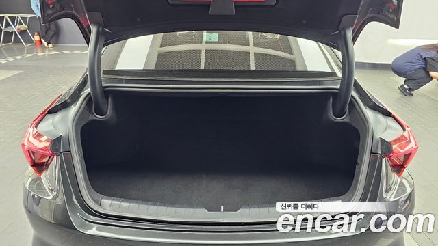 Kia K8 Hybrid Noblesse Lite 2022 — фото 16
