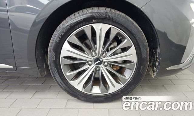 Kia K8 Hybrid Noblesse Lite 2022 — фото 21
