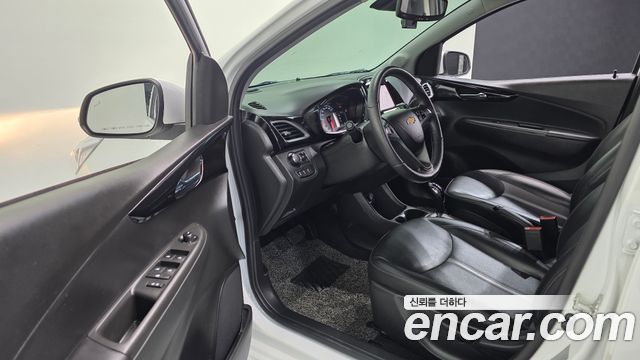 Chevrolet Spark Premier 2022 — фото 11