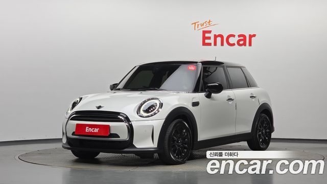 MINI Cooper 5Door Classic Third Generation