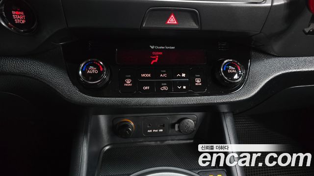 Kia Sportage R Diesel 2WD TLX Premium 2012 — фото 19