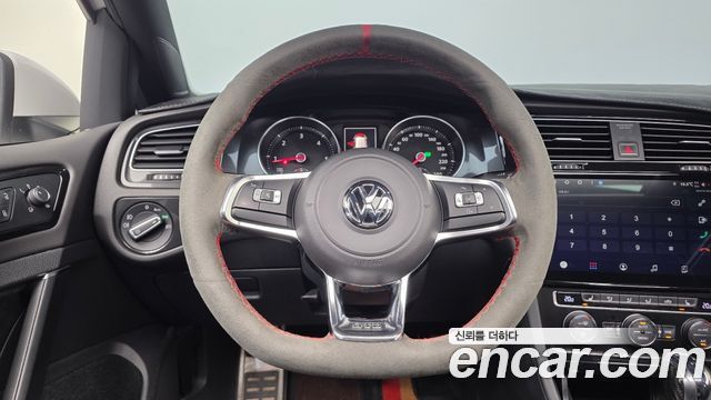 Volkswagen Golf (VII) 2.0 GTD Extreme Edition 2016 — фото 17
