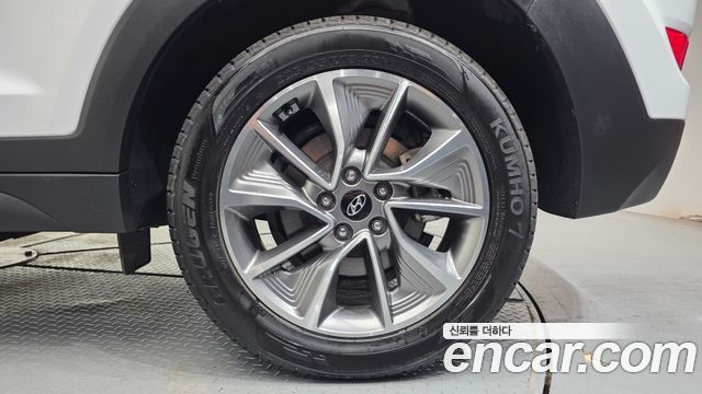 Hyundai Tucson Diesel 2.0 2WD Modern 2018 — фото 27