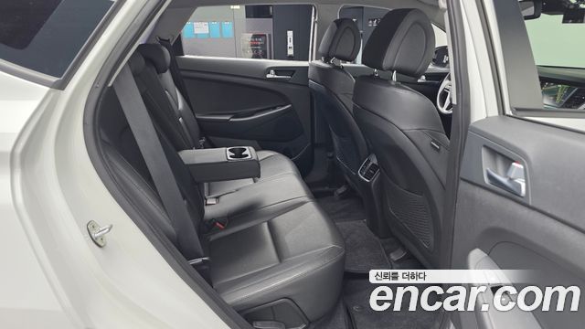 Hyundai Tucson Diesel 2.0 2WD Modern 2018 — фото 32