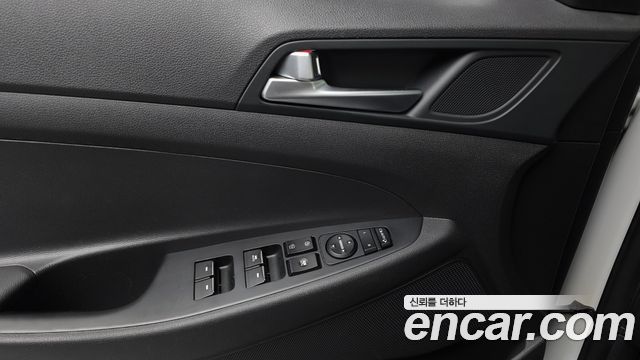 Hyundai Tucson Diesel 2.0 2WD Modern 2018 — фото 33