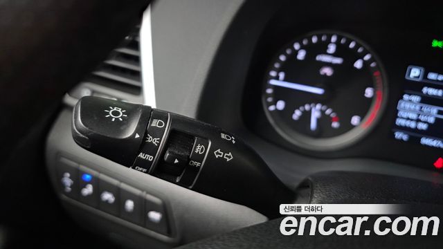 Hyundai Tucson Diesel 2.0 2WD Modern 2018 — фото 38