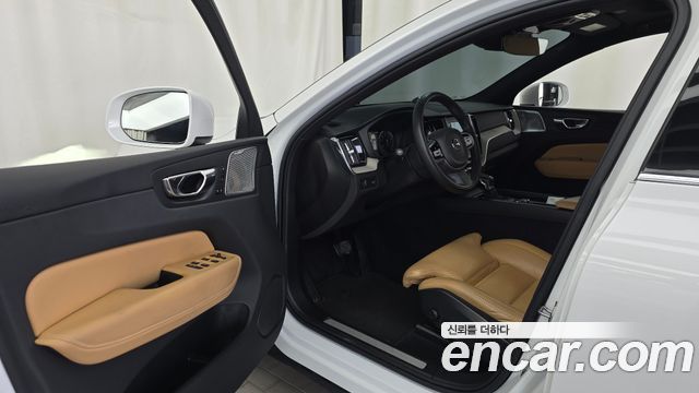 Volvo XC60 (II) T6 Inscription 2020 — фото 10