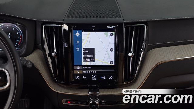 Volvo XC60 (II) T6 Inscription 2020 — фото 12