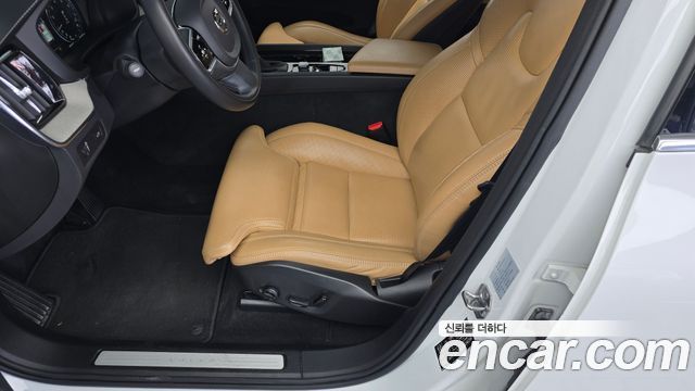 Volvo XC60 (II) T6 Inscription 2020 — фото 19