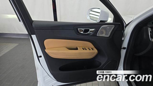 Volvo XC60 (II) T6 Inscription 2020 — фото 24