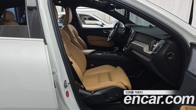 Volvo XC60 (II) T6 Inscription 2020 — фото 26