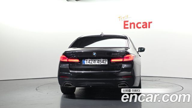 BMW 5 Series (G30) 530i xDrive M Sport Package 2023 — фото 4