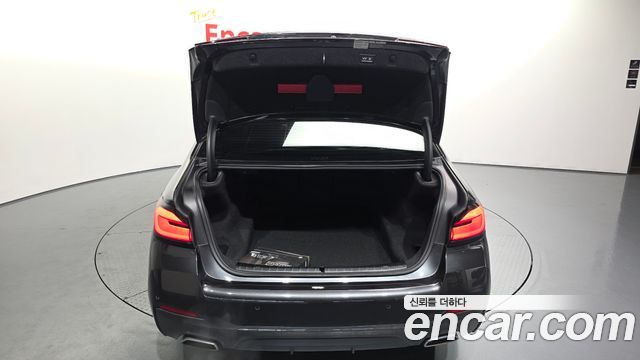 BMW 5 Series (G30) 530i xDrive M Sport Package 2023 — фото 20