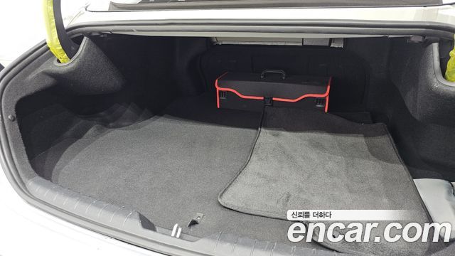 Hyundai Sonata The Edge (DN8) 2.0 LPG(Taxi) Mobility 2025 — фото 32