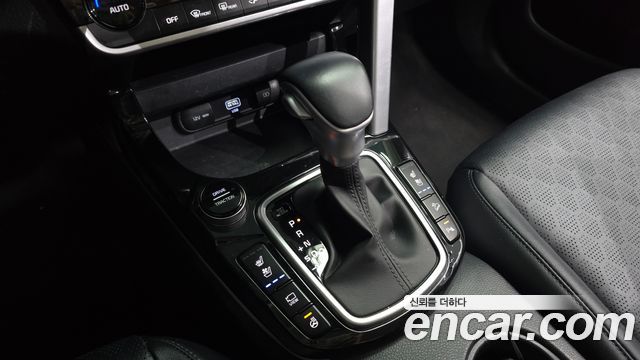 Kia Seltos Gasoline 1.6 Turbo 2WD Prestige 2022 — фото 9