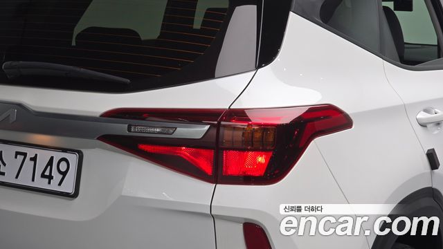 Kia Seltos Gasoline 1.6 Turbo 2WD Prestige 2022 — фото 23