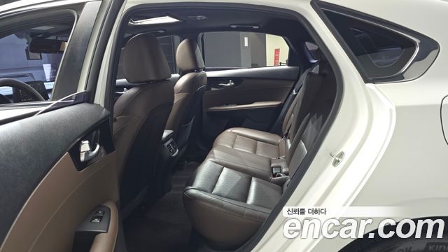 Kia K3 Noblesse 2019 — фото 11