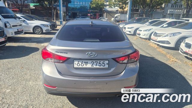 Hyundai Avante 1.6 GDi Premium Standard 2014 — фото 4
