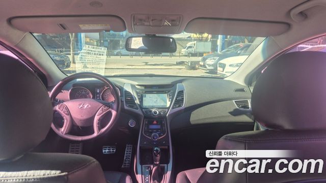 Hyundai Avante 1.6 GDi Premium Standard 2014 — фото 7