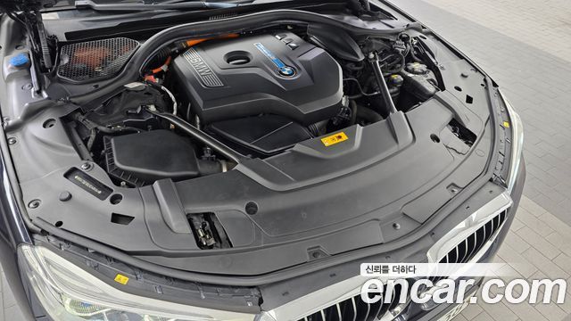 BMW 7 Series (G11) 740e iPerformance M Sport 2018 — фото 6